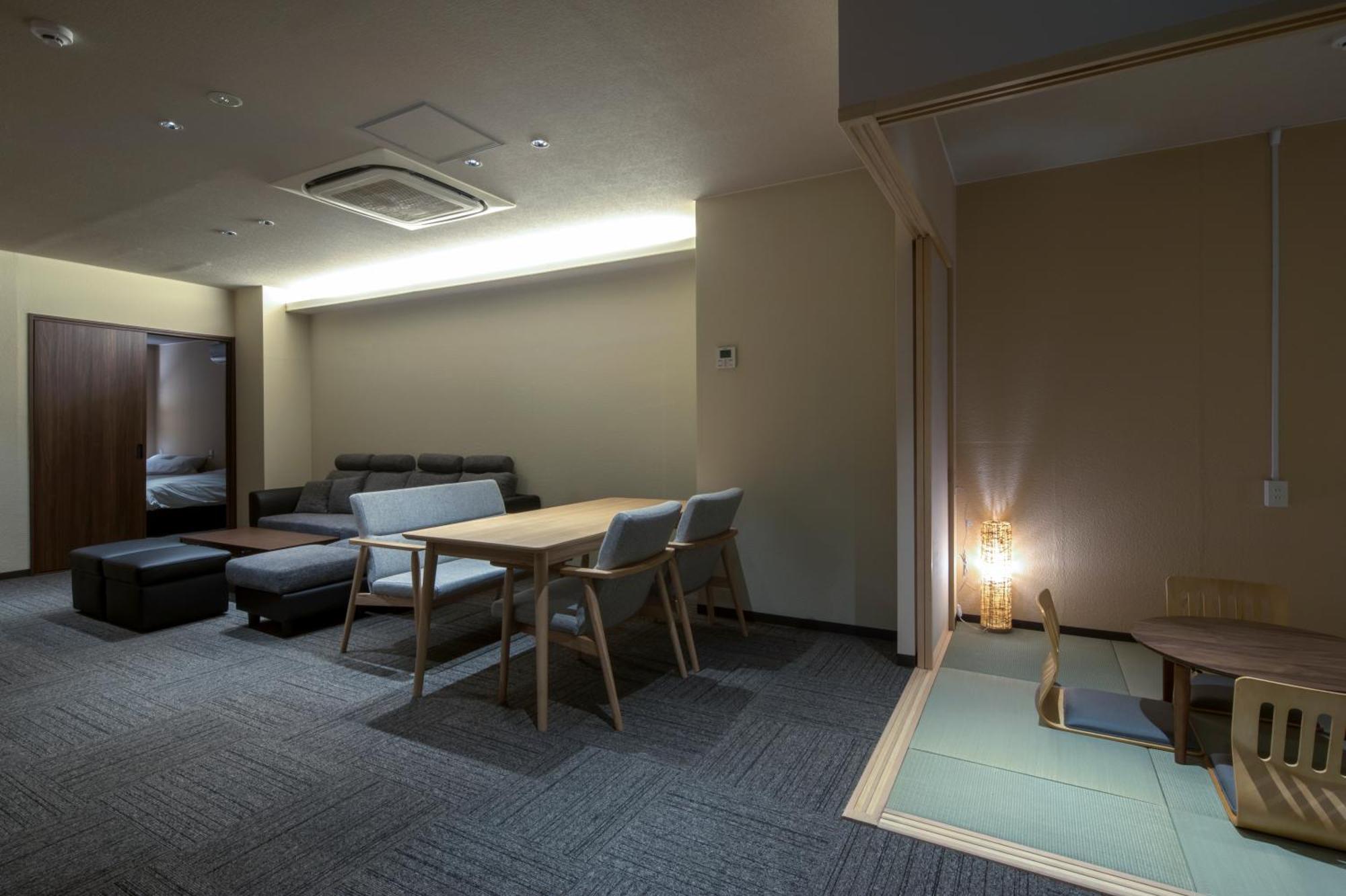 Randor Hotel